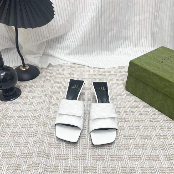 Picture of Gucci Slippers _SKUGuccisz35-4252151.5cm7cmmnf0103